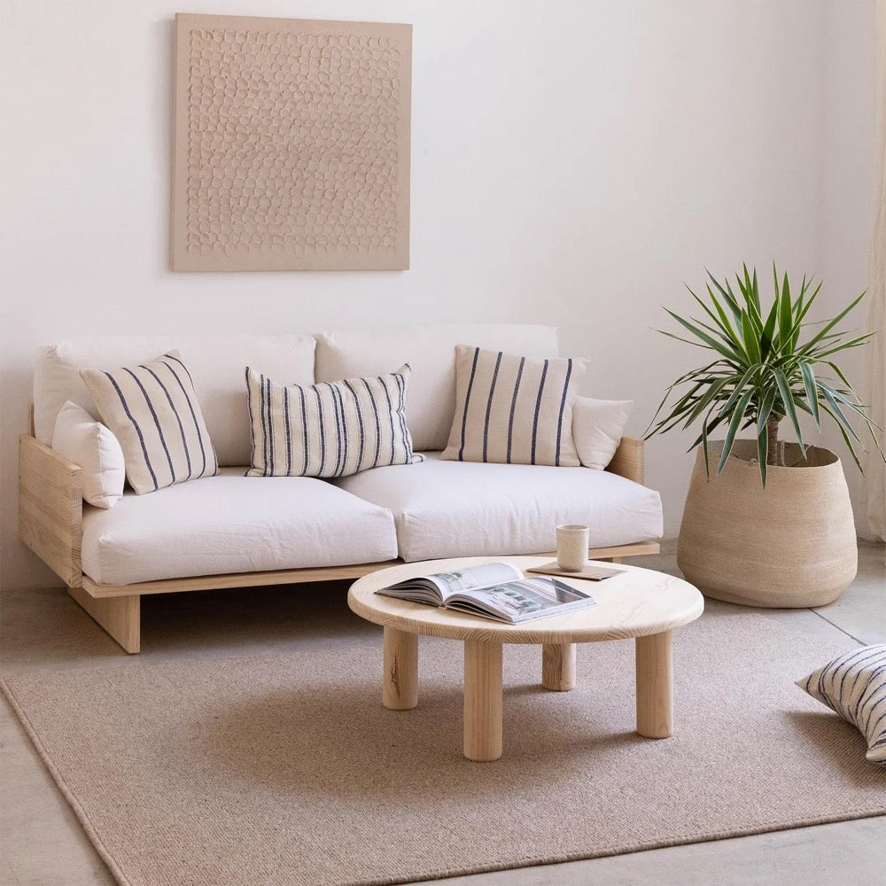 Round coffee table, solid wood table for the living room, handmade furniture - Maset